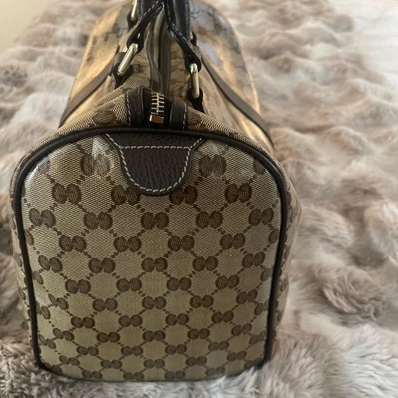 Selling my own Gucci Bag